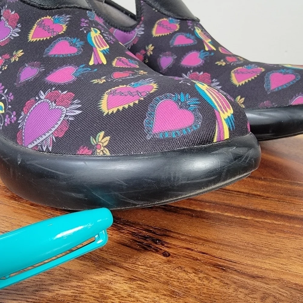 Alegria Eden Frida Slip-On Shoes Size 42 Comfy Work Black Pink Hearts Birds